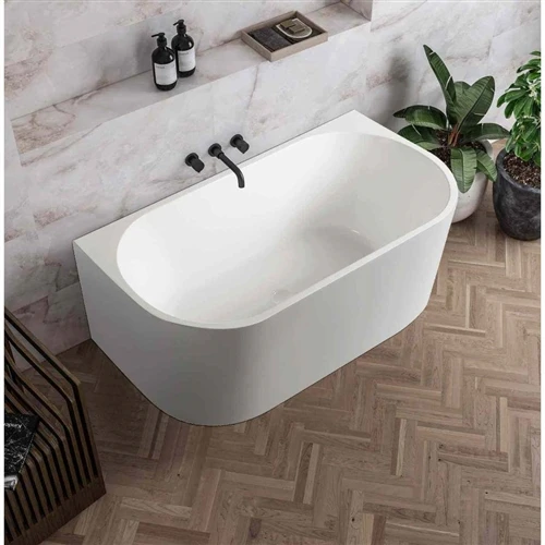 X'inhi d-differenza bejn bathtub u tub tat-tixrib
